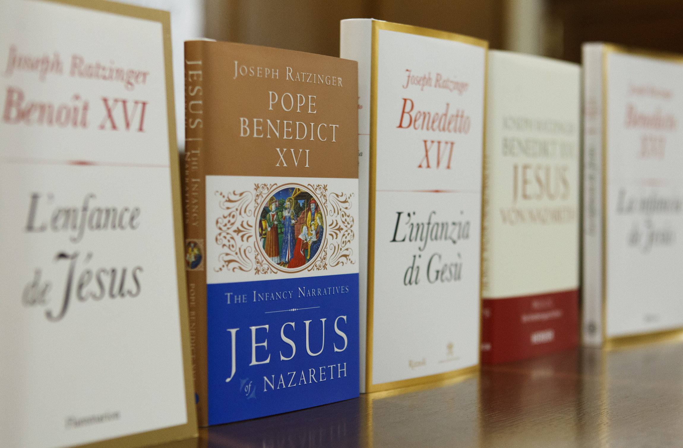 Un article de Benoît XVI sur le Financial Times