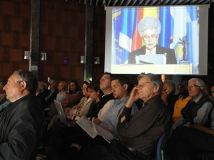 La conférence de Genève a porté sur la vie et l'oeuvre de Chiara Lubich basée sur la construction de la paix et le dialogue inter-religieux (photo Rafael Filliger ).