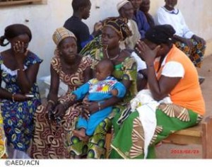 Un groupe de réfugiés chrétiens du Mali (photo AED).