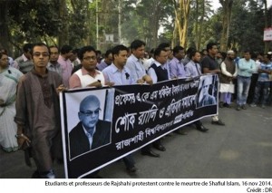 Étudiants et professeurs de Rajshahi protestent contre le meurtre de Shaful Islam, le 16 novembre 2014 (photo: DR).