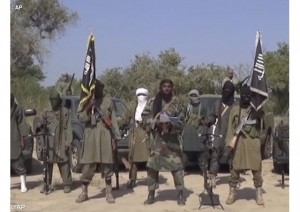 Les teroristes du groupe islamiste Boko Haram, dans une vidéo de propagande (photo AP).