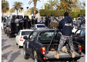 Dans les rues de Tripoli, la capitale libyenne, ce mois de février (photo EPA).