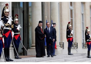 Le cardinal Bechara Rai avec le président français, François Hollande, le 288 avril dernier (photo AFP).