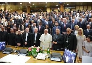 Le Pape lors d'un rassemblement des maires contre la traite (et le réchauffement climatique), le 22 juillet 2015 au Vatican. - AFP